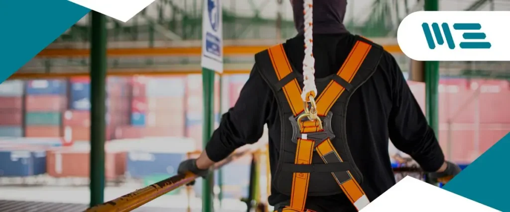 Optimiza la Gestión de Riesgos Laborales en Alimentación Explora estrategias clave para manejar riesgos laborales en la industria alimentaria y garantizar un ambiente de trabajo seguro.